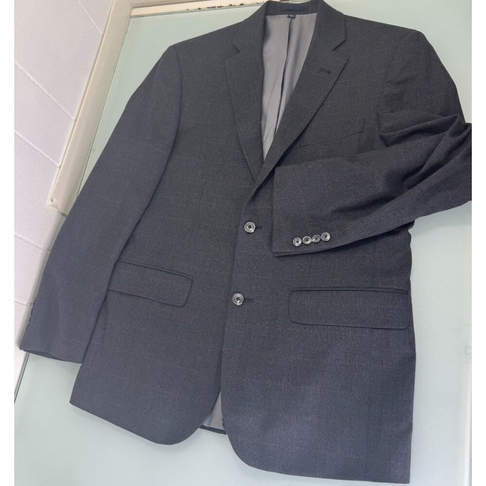 Jos A Bank 1905 2 Piece Suit 39R Blazer 33X29 Pants Windowpane Plaid Gray Wool - Picture 2 of 16